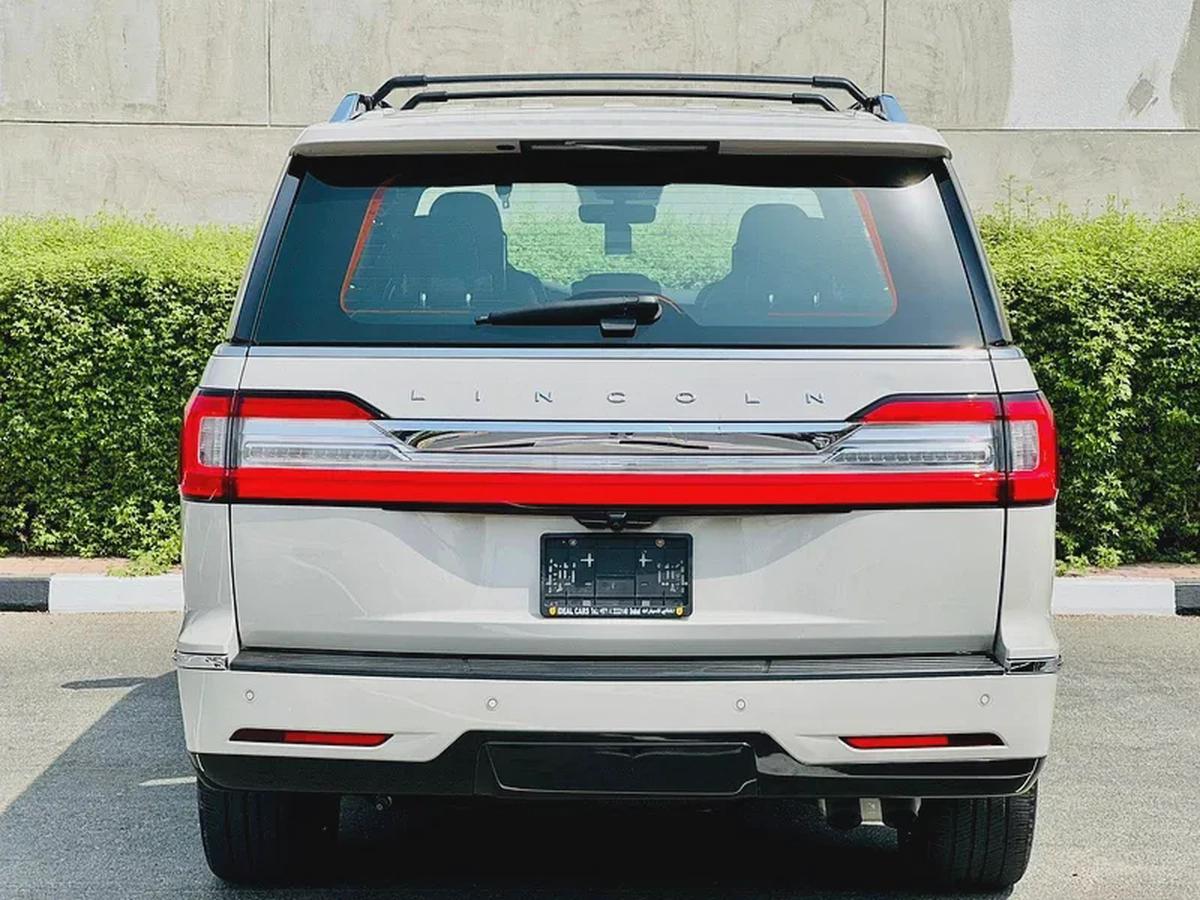 LINCOLN NAVIGATOR RESERVE | GCC SPECS | KMS: 71,000 | YEAR:2019 | FULL-SERVICE HISTORY BY AGENCY-3-3