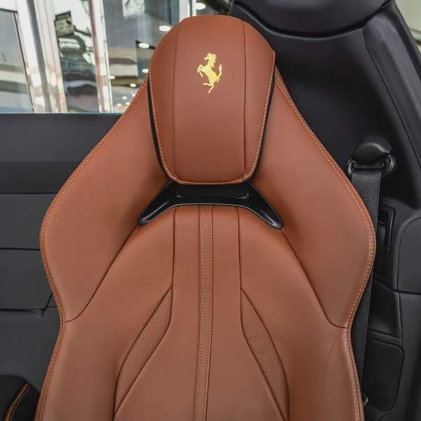 2022 FERRARI 812 GTS DONE ONLY 2300KM