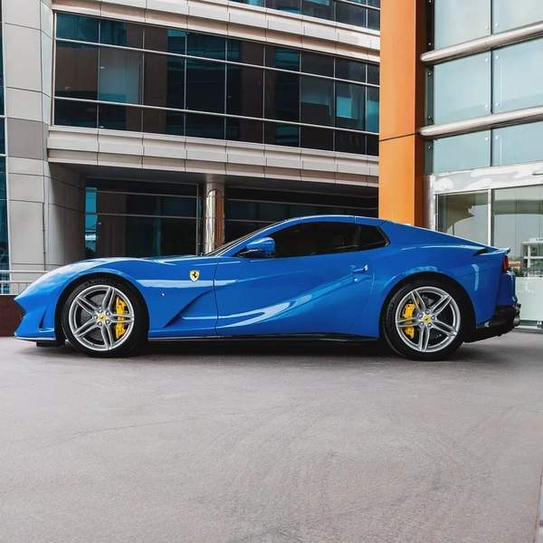 2022 FERRARI 812 GTS DONE ONLY 2300KM