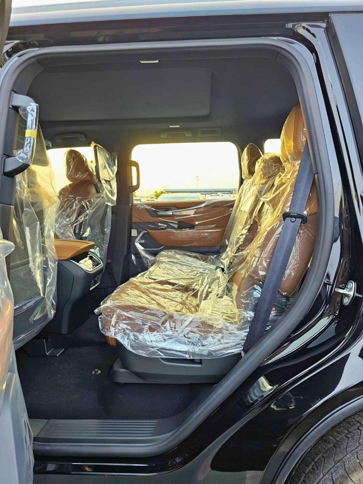 Nissan Patrol SE PLATINUM / 3.8L V6 / PWR SEATS WITH 360* CAMERA / HEADUP DISPLAY / FULL OPTION (CODE # SE PLATINU-9-9