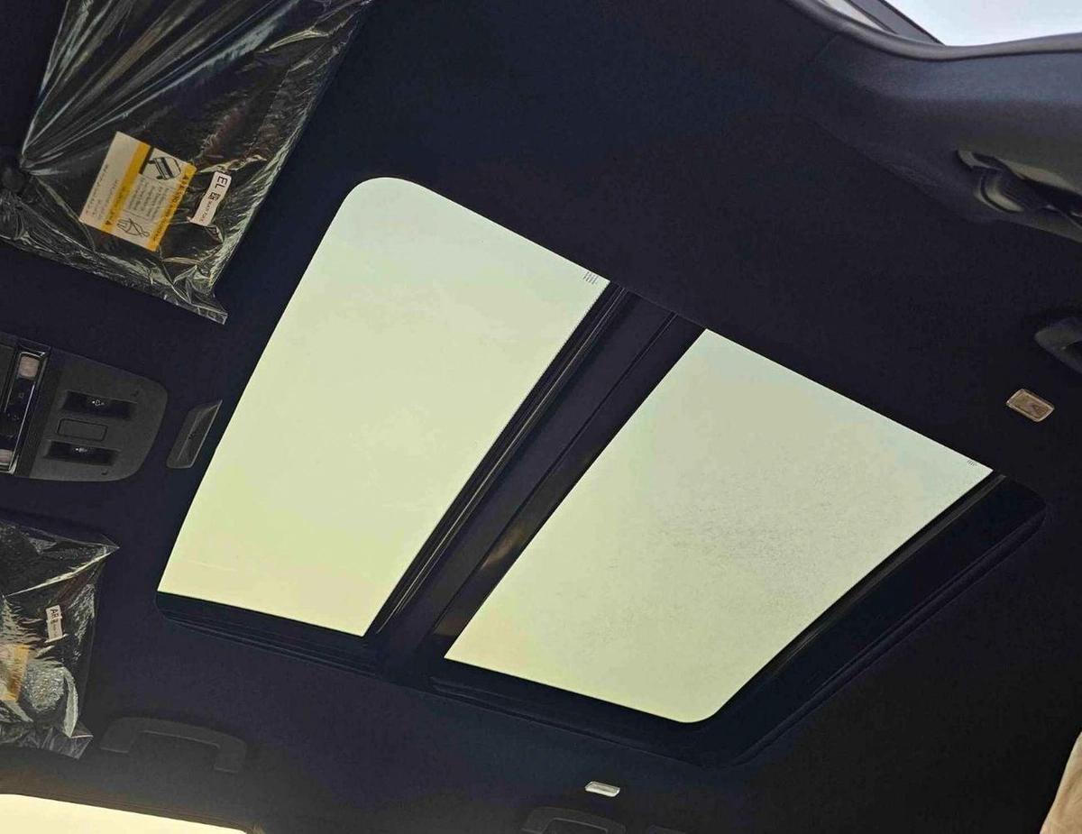 Nissan Patrol SE PLATINUM / 3.8L V6 / PWR SEATS WITH 360* CAMERA / HEADUP DISPLAY / FULL OPTION (CODE # SE PLATINU-14-14