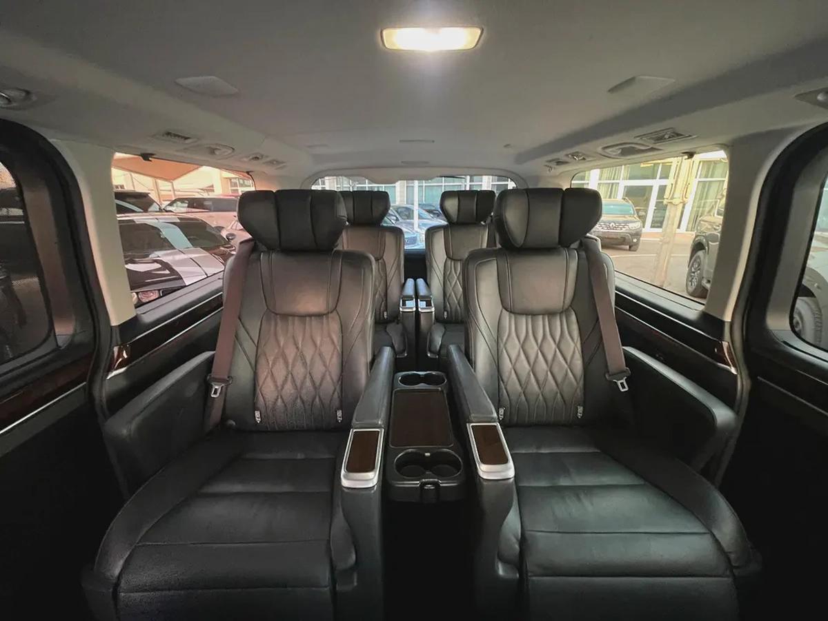 2021 Toyota Granvia Premium GCC Specs - Excellent Condition-16-16