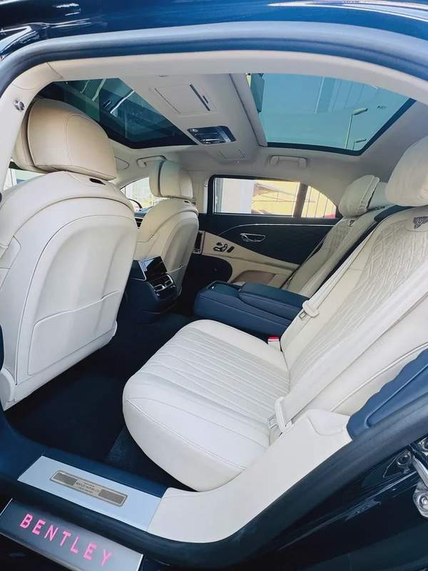 Bentley Flying spur V8 2021 fully loaded