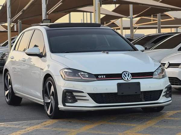 جولف GTI موديل 2019 خليجى بانوراما قل اوبشن صبغ الوكاله مفتاحين الوكاله