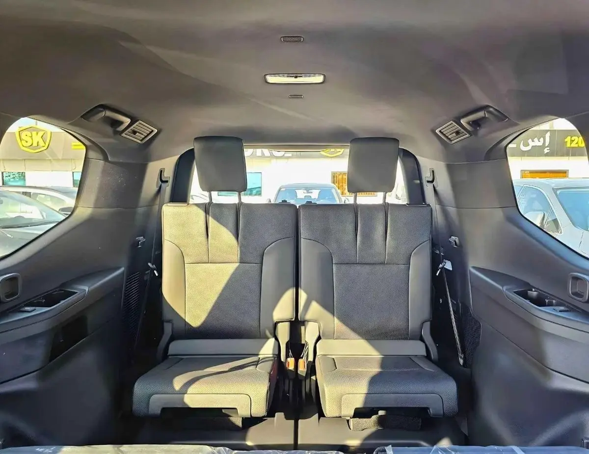 Toyota Land Cruiser GXR TWIN TURBO /3.5L V6 PETROL/REAR ENTERTAINMENT SCREEN /SUNROOF-2-2