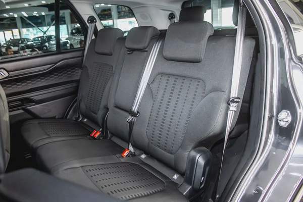 1 YR WARRANTY | GCC | 2.3L ECOBOOST | AED 2,000PM