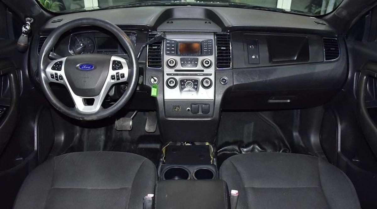 Ford Taurus ( 2015 Model ) in Black Color American Specs-3-3