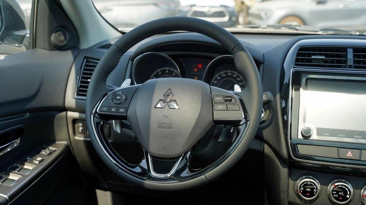 Mitsubishi ASX Brand New Mitsubishi ASX Luxury HighLine GLX 2026 Export 2.0L 2WD Petrol A\T|White/Black|ASX-LUX-HL--5-5