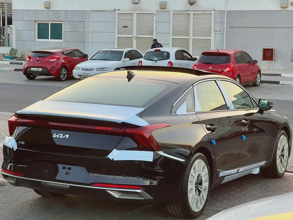 Kia K8 2024 GT-Line combines luxury and sporty performance-3-3