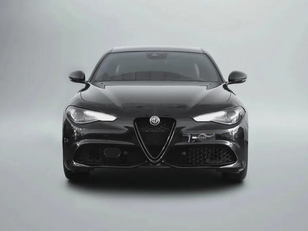 2,770 AED / 60 months | 0% DP | 2023 Alfa Romeo Giulia Estrema / Alfa Romeo Warranty-2-2