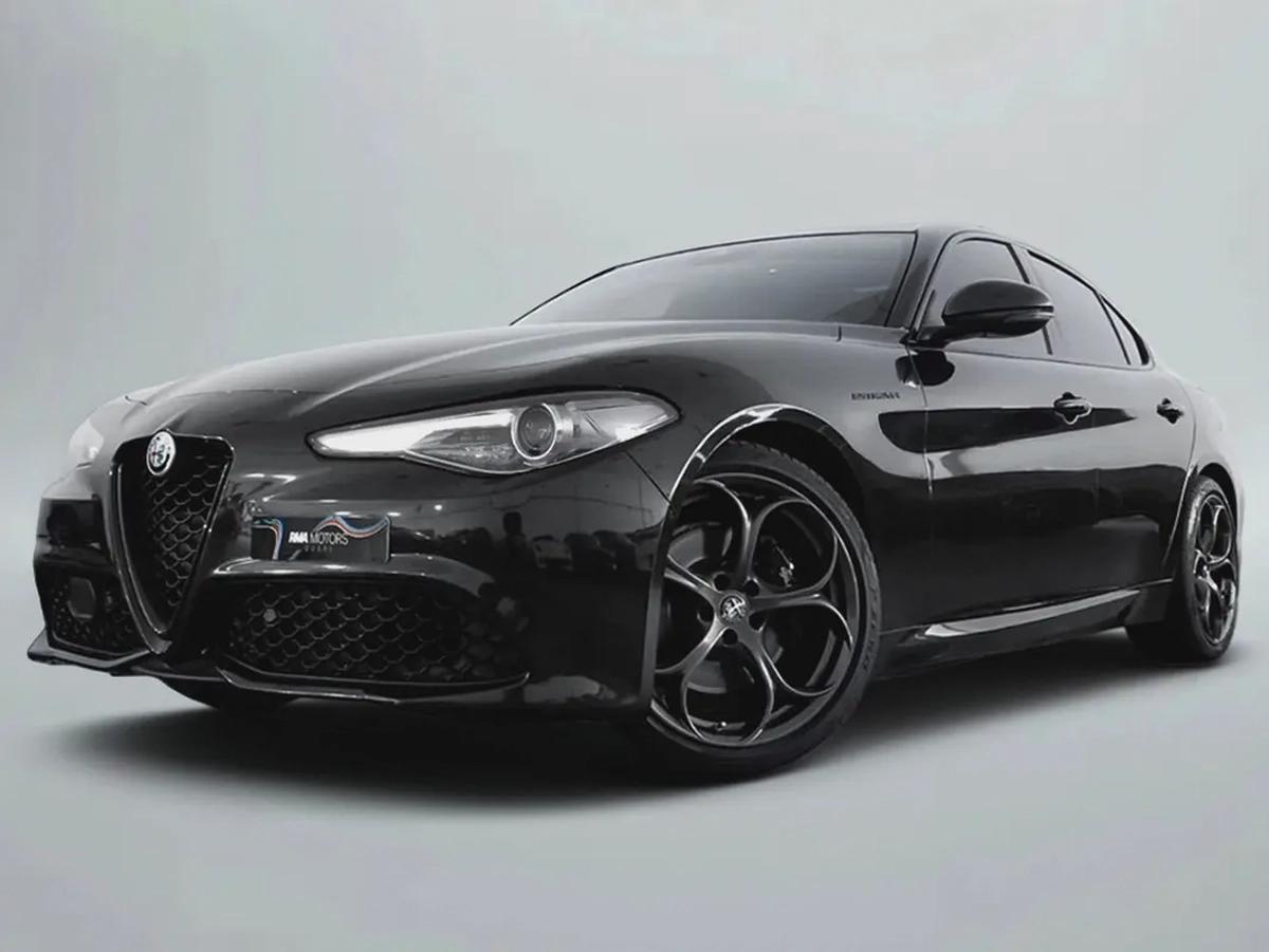 2,770 AED / 60 months | 0% DP | 2023 Alfa Romeo Giulia Estrema / Alfa Romeo Warranty-4-4