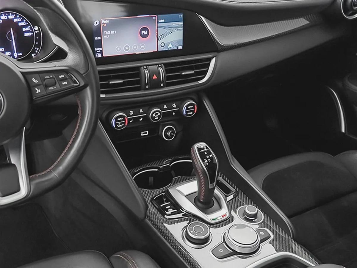 2,770 AED / 60 months | 0% DP | 2023 Alfa Romeo Giulia Estrema / Alfa Romeo Warranty-8-8