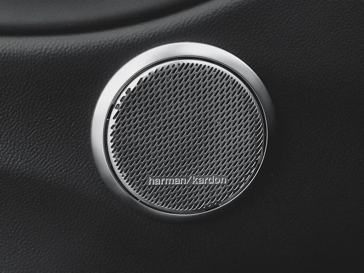 2,770 AED / 60 months | 0% DP | 2023 Alfa Romeo Giulia Estrema / Alfa Romeo Warranty-9-9