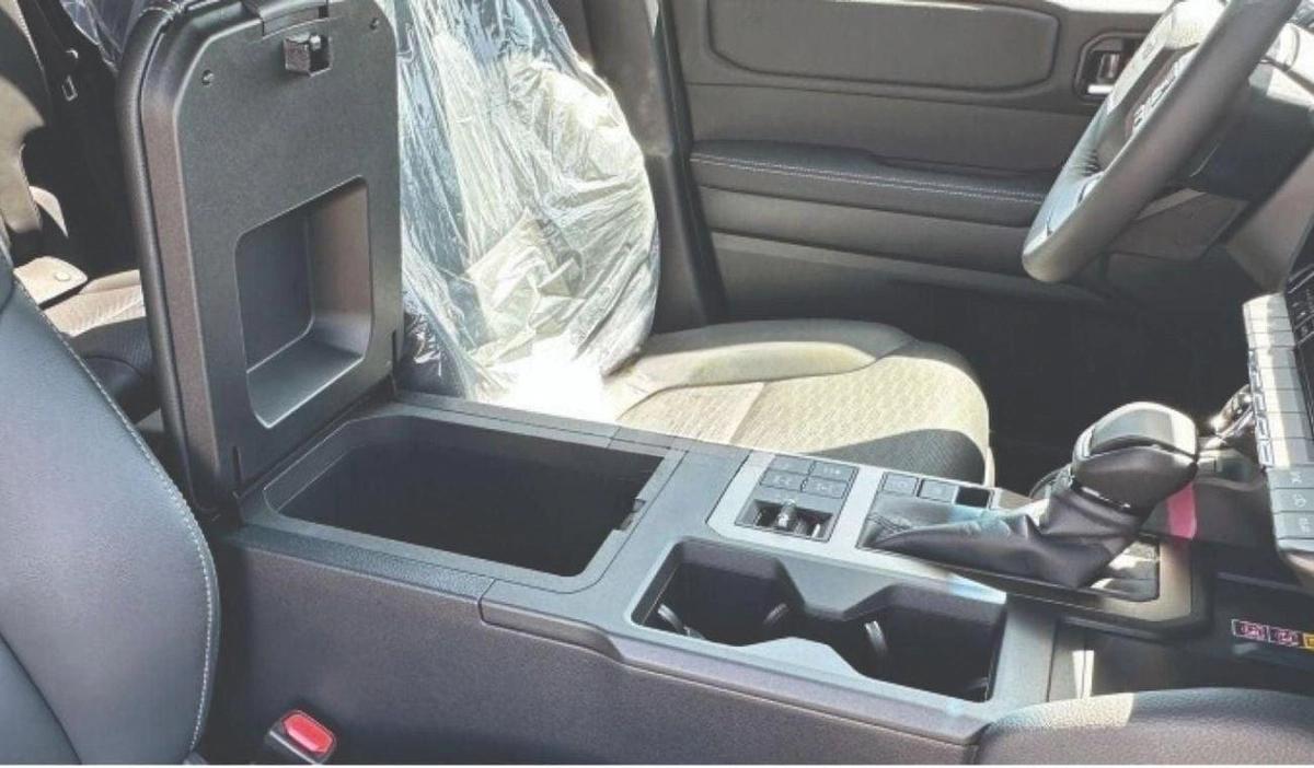 Toyota Prado TOYOTA PRADO 2.4 PETROL FIRST EDITION-14-14