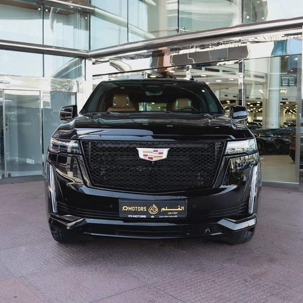 2022 CADILLAC ESCALADE SPORT PLATINIUM GCC DONE 78,000KM ( WARRANNTY SERVICE CONTRACT TILL 20