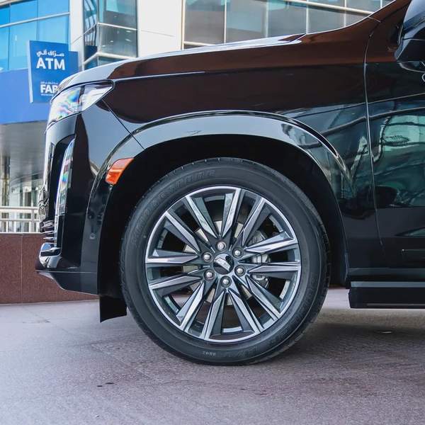 2022 CADILLAC ESCALADE SPORT PLATINIUM GCC DONE 78,000KM ( WARRANNTY SERVICE CONTRACT TILL 20