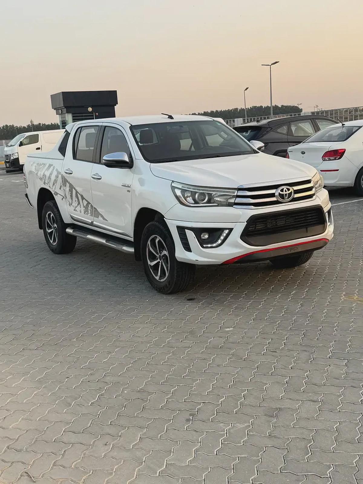 Toyota HILUX 2018 TRD V6 4.0 clean car-5-5