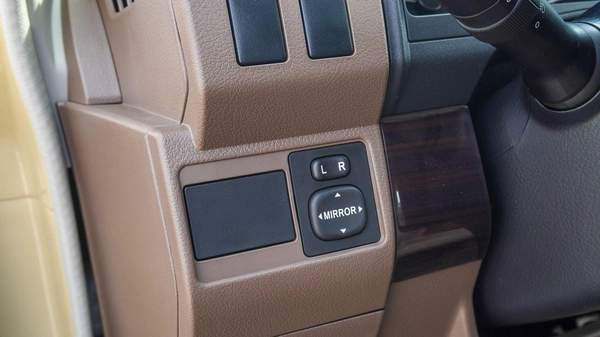 Toyota Land Cruiser Pick Up 4.0L Oman Specs
