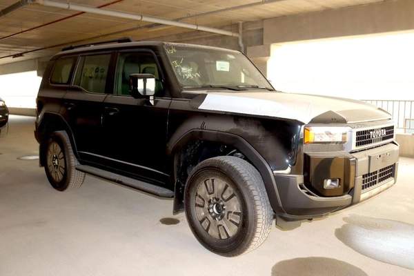 TOYOTA PRADO / 2.8L DIESEL V4 / Only for Africa Special Price