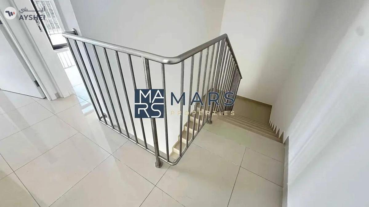 Spacious three bedroom corner unit with bigger layout available for rent in Nasma residence-17-17