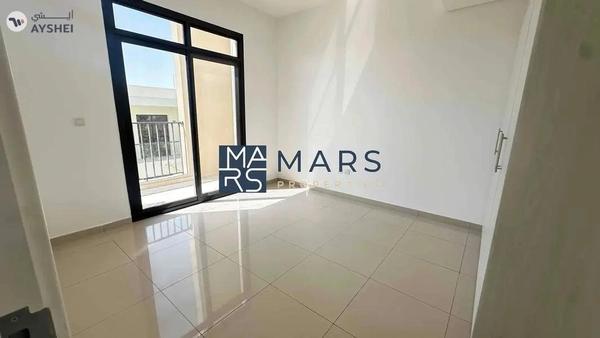 Spacious three bedroom corner unit with bigger layout available for rent in Nasma residence