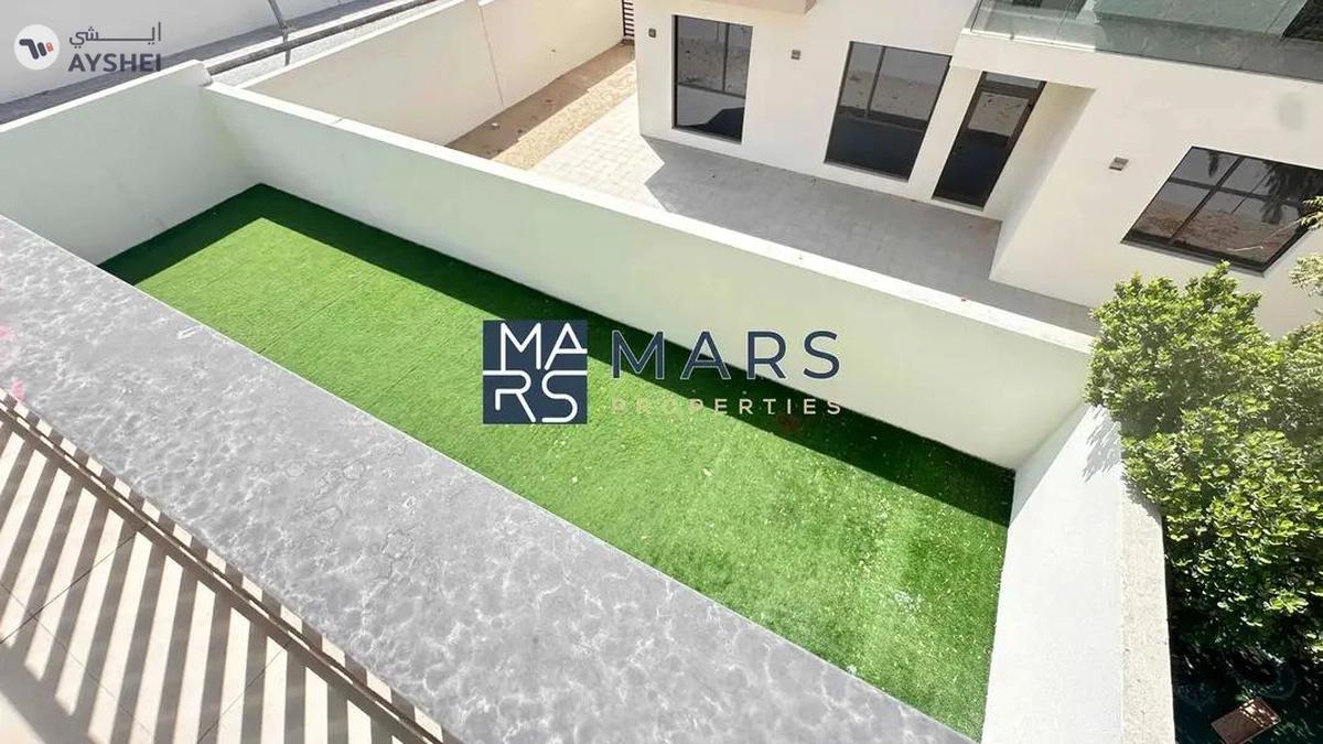 Spacious three bedroom corner unit with bigger layout available for rent in Nasma residence-8-8