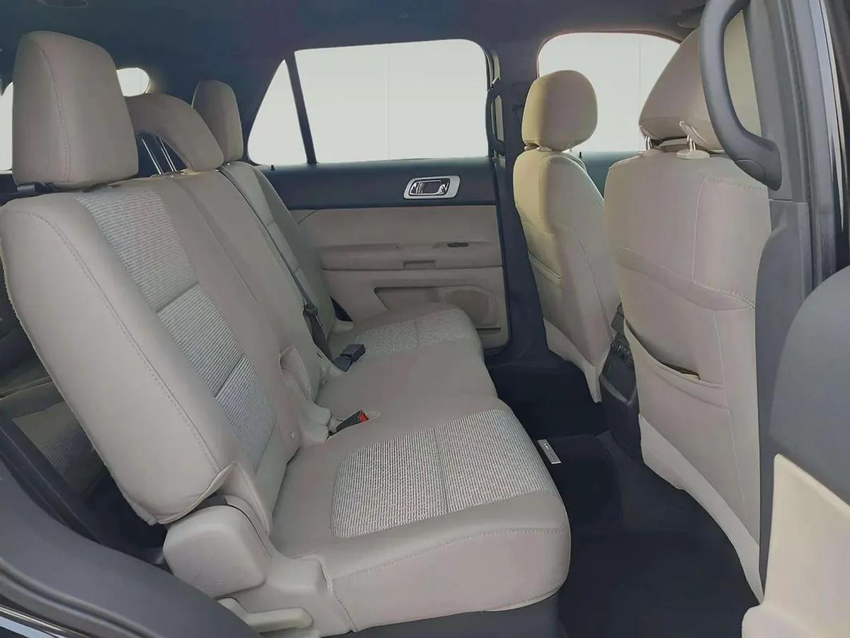FORD EXPLORER XLT - 2012 - CLEAN CAR FRESH JAPAN IMPORT-12-12