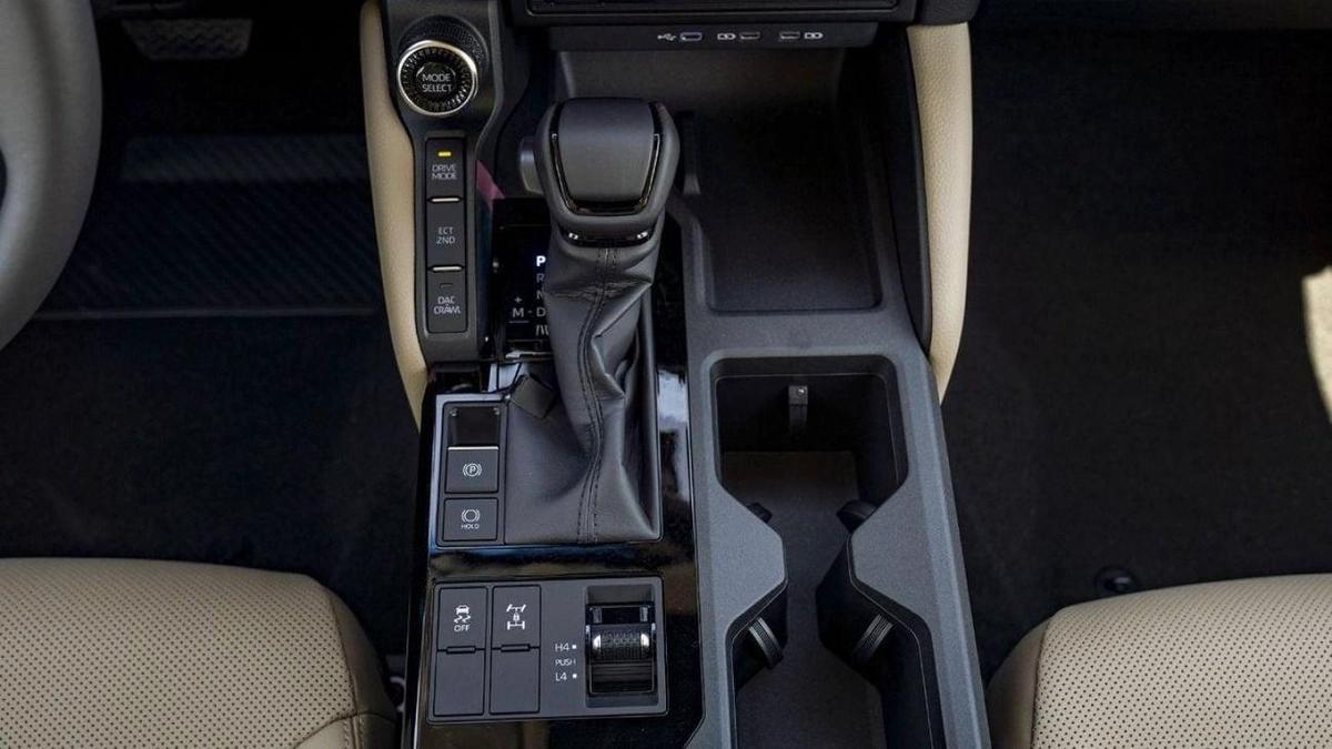 Toyota Prado Toyota prado txl 2.7L limited petrol MY2025 FOR EXPORT ONLY-9-9