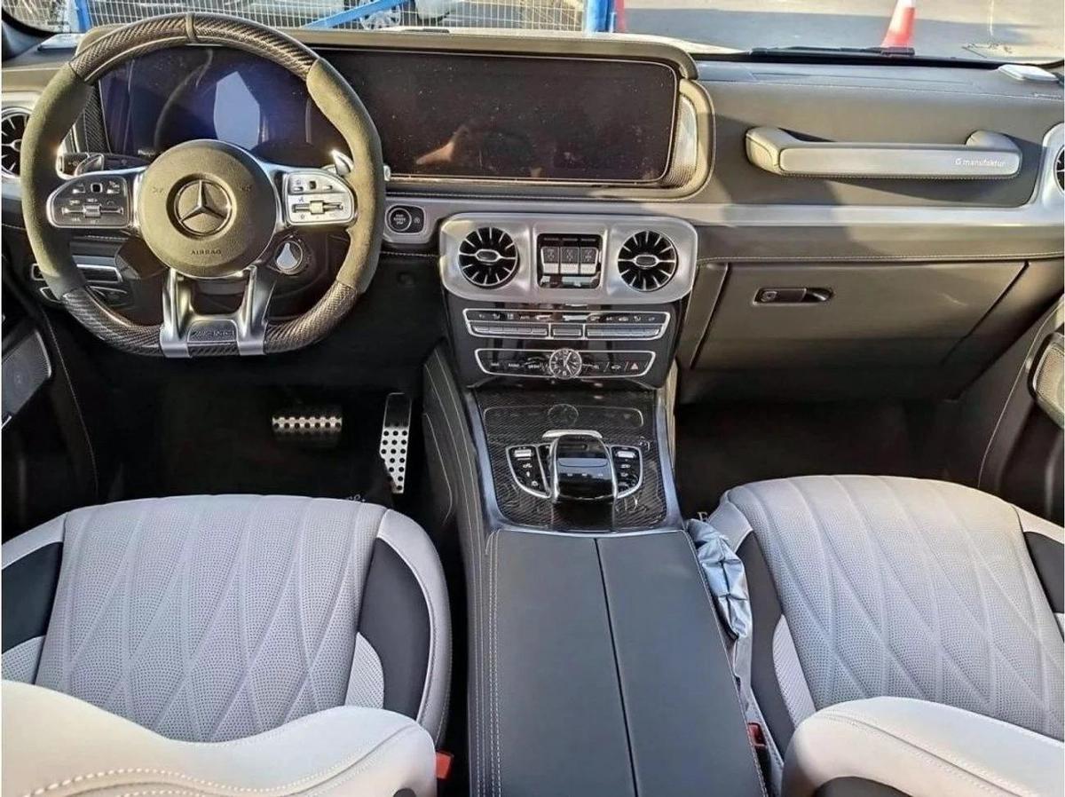 Mercedes Benz G63 AMG MERCEDES G 63- GREY INSIDE WHITE-18-18