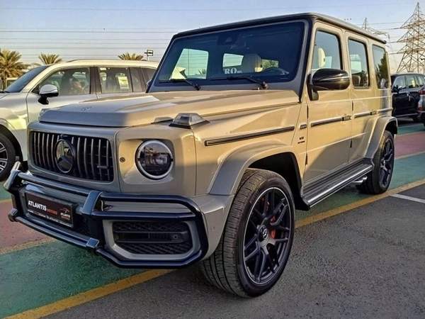 Mercedes Benz G63 AMG MERCEDES G 63- GREY INSIDE WHITE