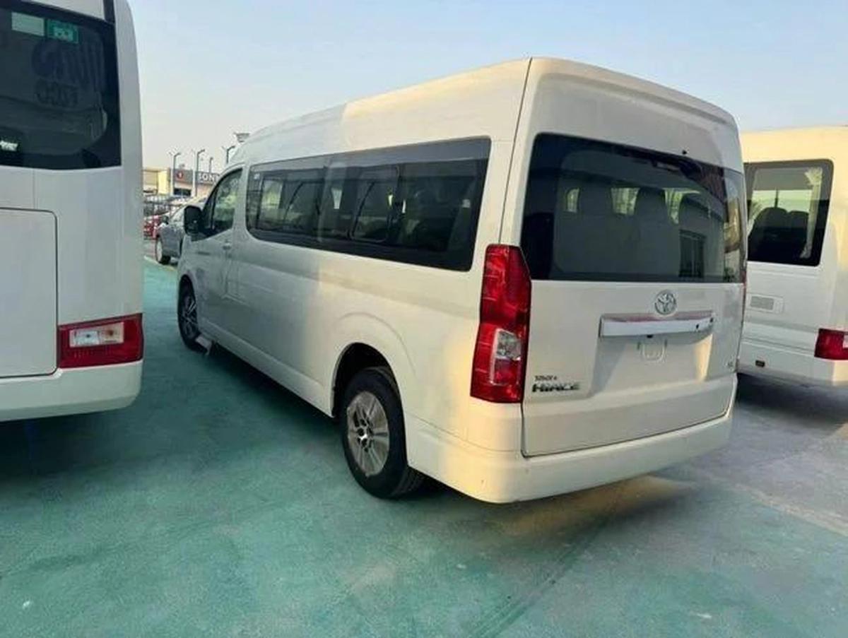 Toyota Hiace 2.8L DIESEL GL FULL OPTION M/T 2025-1-1