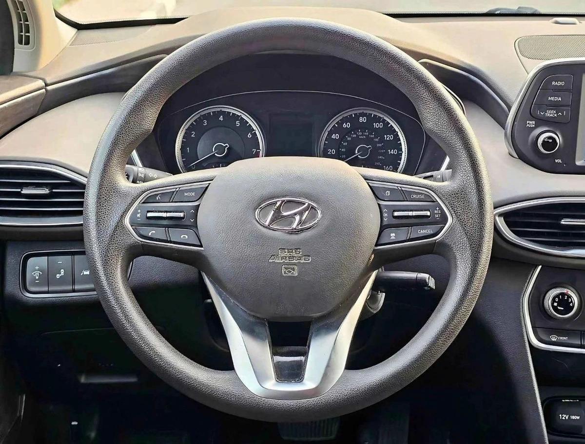 Hyundai Santa Fe SE/ RADAR/ LANE ASSIST/ LEATHER SEATS/ DVD CAMERA/ EXPORT ONLY / LOT# 35098-4-4