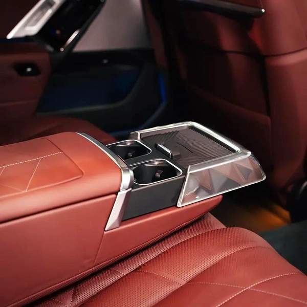 BMW 7-Series 740i Exclusive 2025 - GCC Specs - Brand New