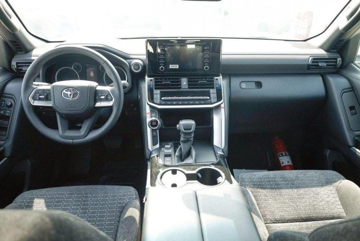 Toyota Land Cruiser TOYOTA LAND CRUISER GXR 3.3L DIESEL-9-9