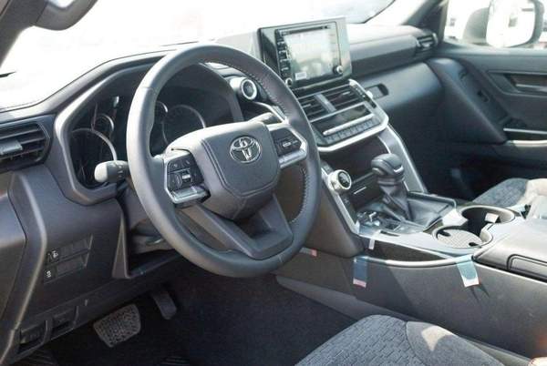 Toyota Land Cruiser TOYOTA LAND CRUISER GXR 3.3L DIESEL