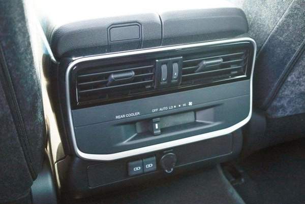 Toyota Land Cruiser TOYOTA LAND CRUISER GXR 3.3L DIESEL