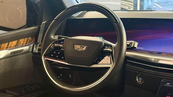 Cadillac Escalade Cadillac Escalade 600 - 6 Seats - 2026