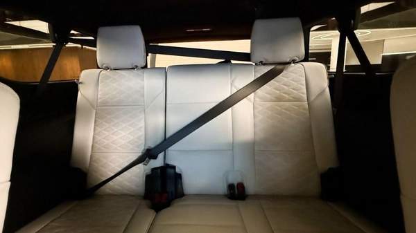 Cadillac Escalade Cadillac Escalade 600 - 6 Seats - 2026