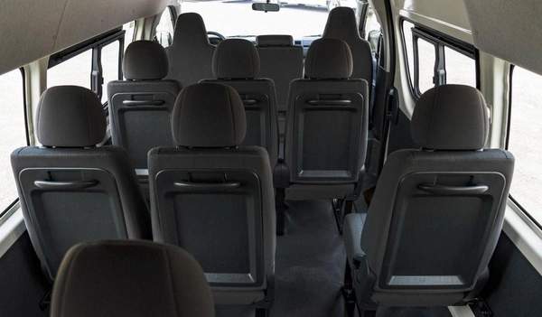 Toyota Hiace (LHD) TOYOTA HIACE HR 2.7P MT 16 SEATER MY2025 – WHITE