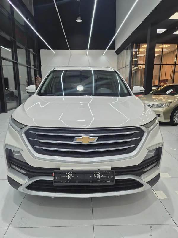 Chevrolet Captiva Gcc Mid option