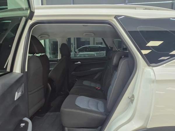 Chevrolet Captiva Gcc Mid option