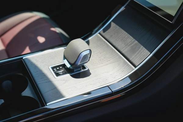 RANGE ROVER EVOQUE SE P250 DYNAMIC 2025!! FIVE YEARS WARRANTY!! THREE YEARS SERVICE CONTRACT!!