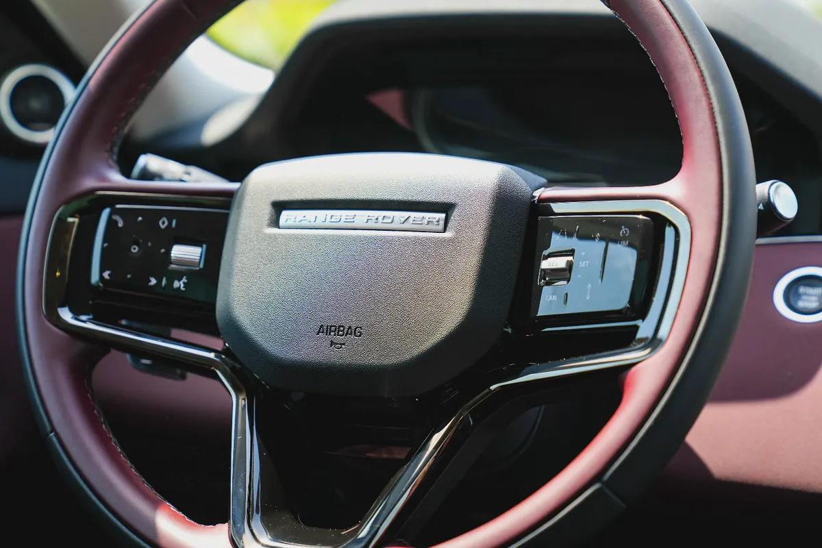 RANGE ROVER EVOQUE SE P250 DYNAMIC 2025!! FIVE YEARS WARRANTY!! THREE YEARS SERVICE CONTRACT!!-8-8
