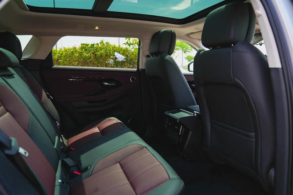 RANGE ROVER EVOQUE SE P250 DYNAMIC 2025!! FIVE YEARS WARRANTY!! THREE YEARS SERVICE CONTRACT!!-10-10