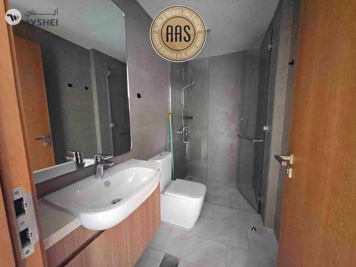 SINGLE ROW WITH LANDSCAPE GARDEN 4BR+MAID VILLA FOR RENT-10-10