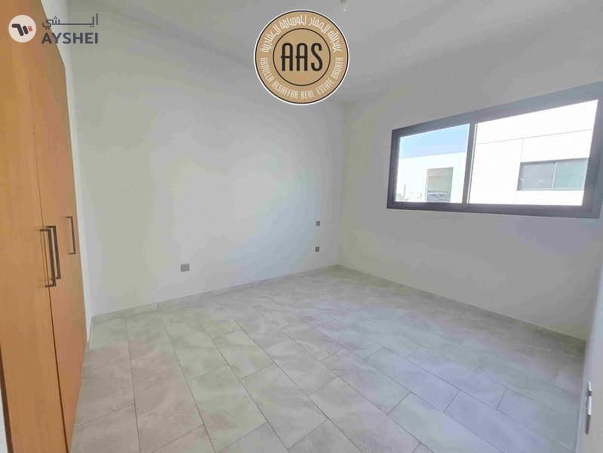 SINGLE ROW WITH LANDSCAPE GARDEN 4BR+MAID VILLA FOR RENT-11-11