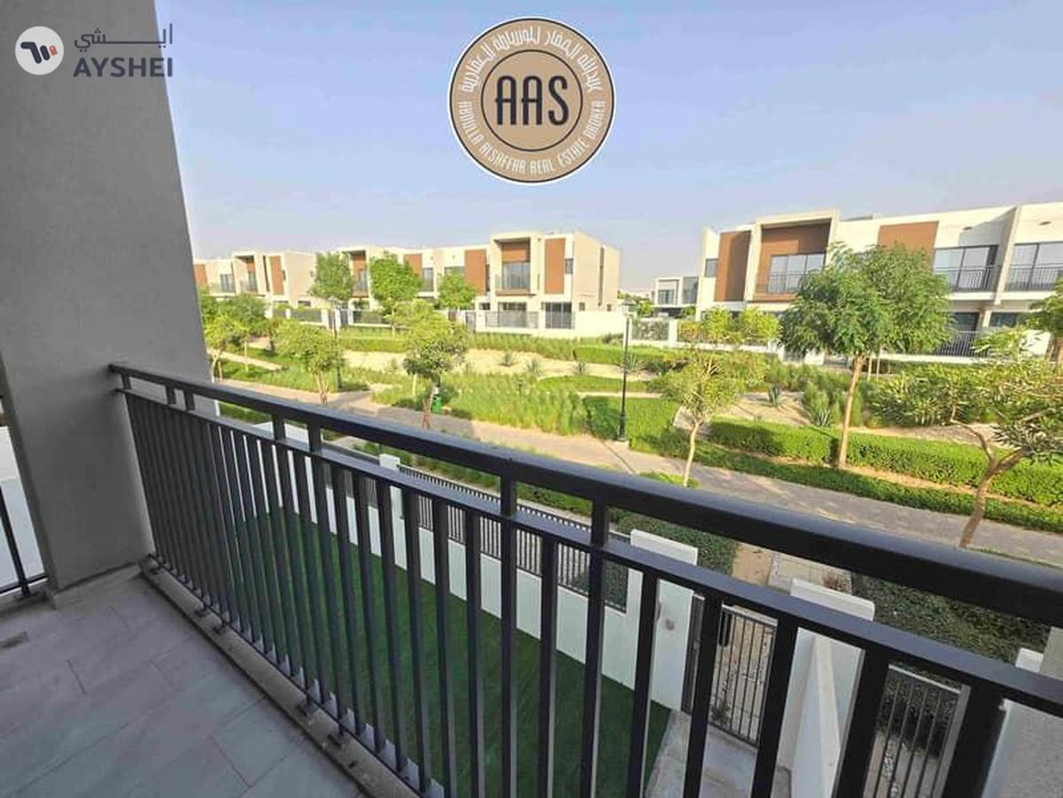 SINGLE ROW WITH LANDSCAPE GARDEN 4BR+MAID VILLA FOR RENT-0-landscape