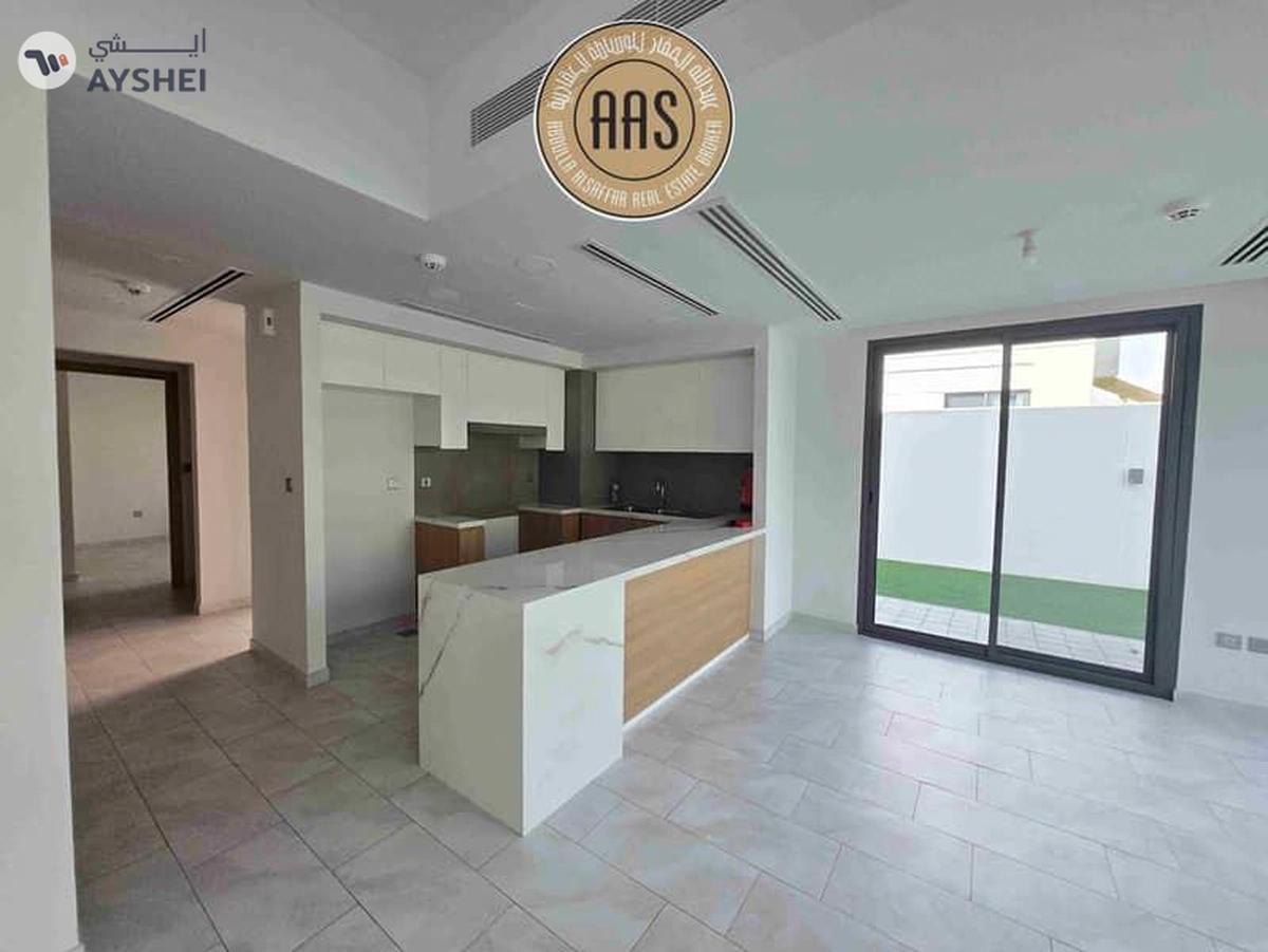 SINGLE ROW WITH LANDSCAPE GARDEN 4BR+MAID VILLA FOR RENT-5-5