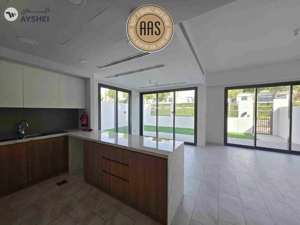 SINGLE ROW WITH LANDSCAPE GARDEN 4BR+MAID VILLA FOR RENT