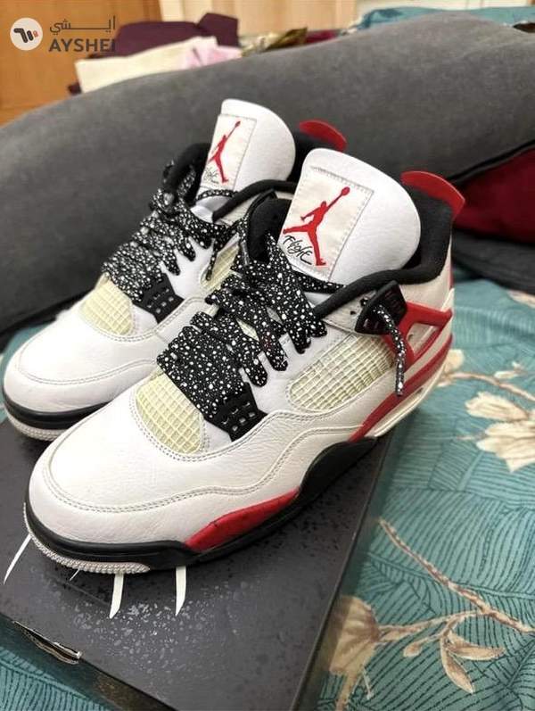 Jordan 4s